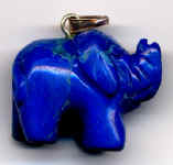 Tiergravuranhänger, Howlith, blau 1,5 x 2 cm